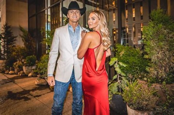 Hasse Lindmo Biography, Age, Height, Wife, Net Worth, Family